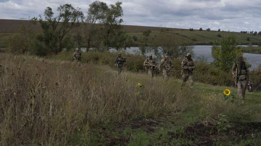 Почему ВСУ наступают малыми группами – действительно ли россияне не могут удержать фронт Почему ВСУ наступают малыми группами – действительно ли россияне не могут удержать фронт