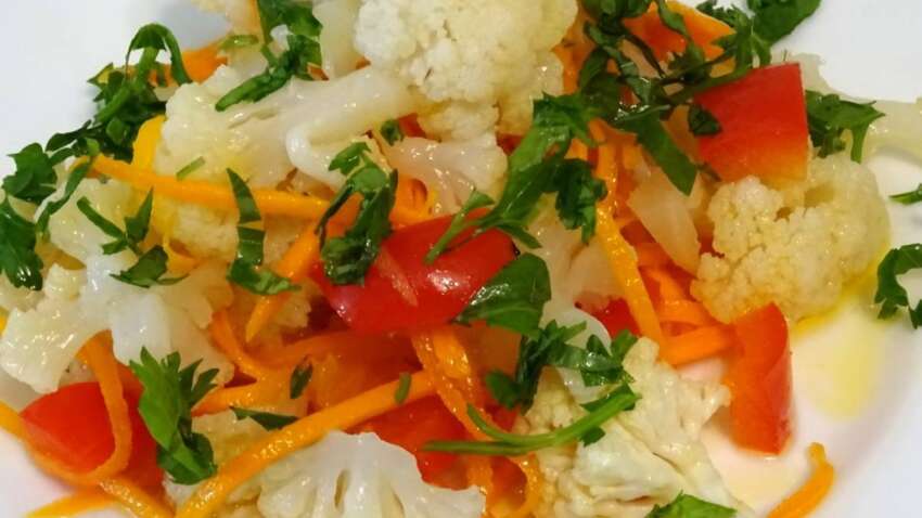 Клопотенко приголомшив новою зимовою закускою: хрустка маринована цвітна капуста, яку готують за 15 хвилин Клопотенко приголомшив новою зимовою закускою: хрустка маринована цвітна капуста, яку готують за 15 хвилин