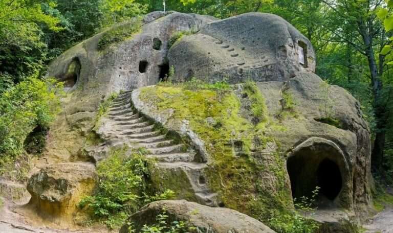 Загадочные места Украины, которые стоит посетить Загадочные места Украины, которые стоит посетить