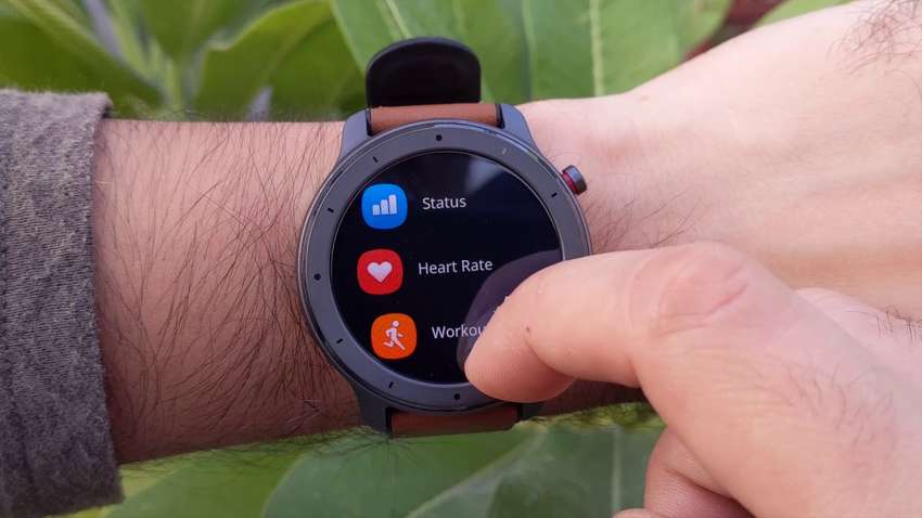 Ключі безнадійно застаріли: відкрити електромобіль можна за допомогою годинника