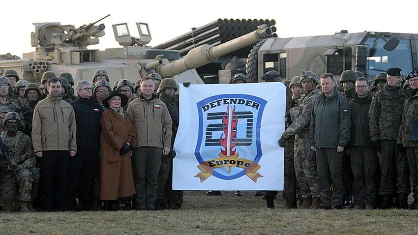 В Польше начались учения с тысячами военнослужащими США В Польше начались учения с тысячами военнослужащими США