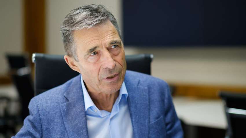 "Не похож на лидера": бывший генсек НАТО жестко раскритиковал Шольца "Не похож на лидера": бывший генсек НАТО жестко раскритиковал Шольца