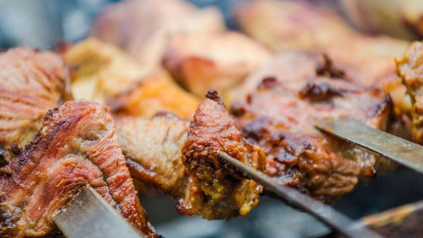 Шашлык дома без мангала: секретный маринад для сочного мяса в духовке Шашлык дома без мангала: секретный маринад для сочного мяса в духовке
