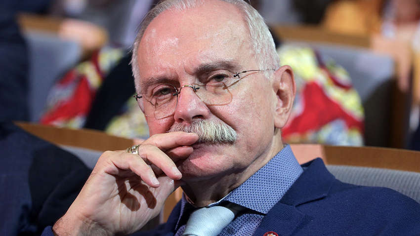 Михалков: фото протестов в Беларуси "фейковые", а результаты выборов сфабрикованы, чтобы побить рекорд Путина