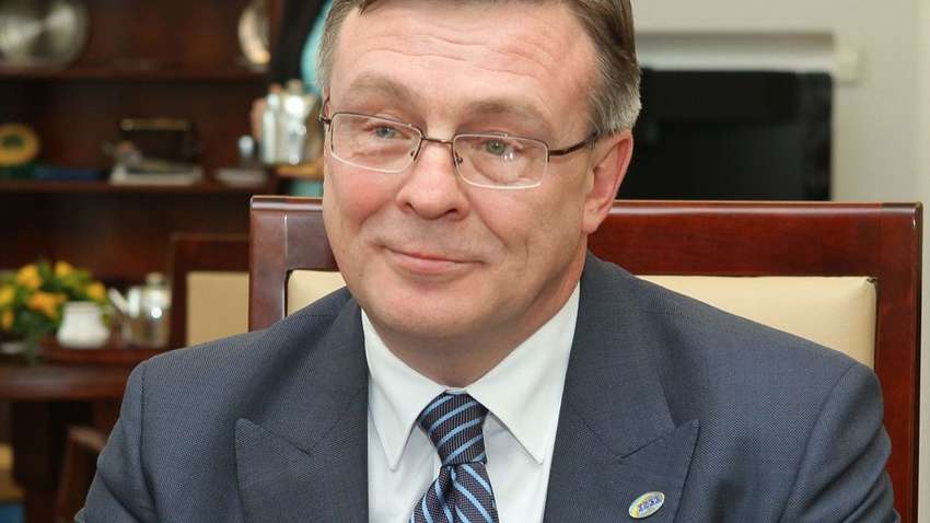 Екс-главу МЗС Леоніда Кожару заарештували в залі суду