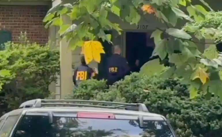 ФБР увірвалося до будинку Болтона: у чому підозрюють колишнього радника Трампа