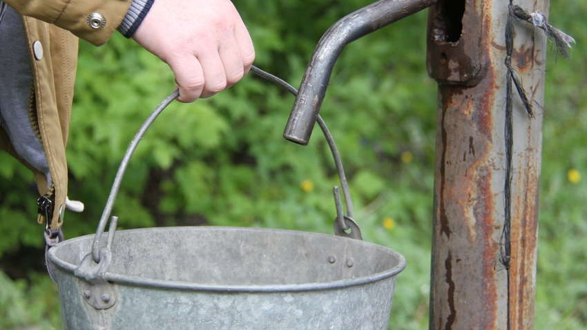 Не проголосуете, отключим.. воду: в России депутат "пролетел" на выборах и отомстил избирателям Не проголосуете, отключим.. воду: в России депутат "пролетел" на выборах и отомстил избирателям