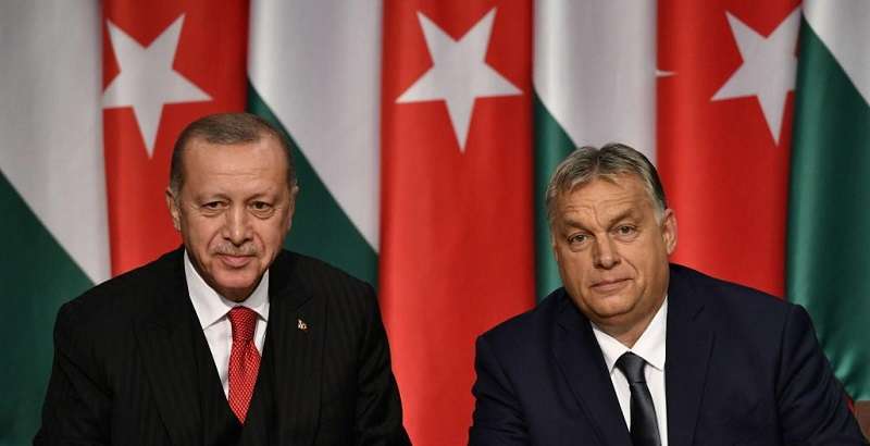 Блокування вступу Фінляндії та Швеції в НАТО триває: яку гру ведуть Туреччина та Угорщина