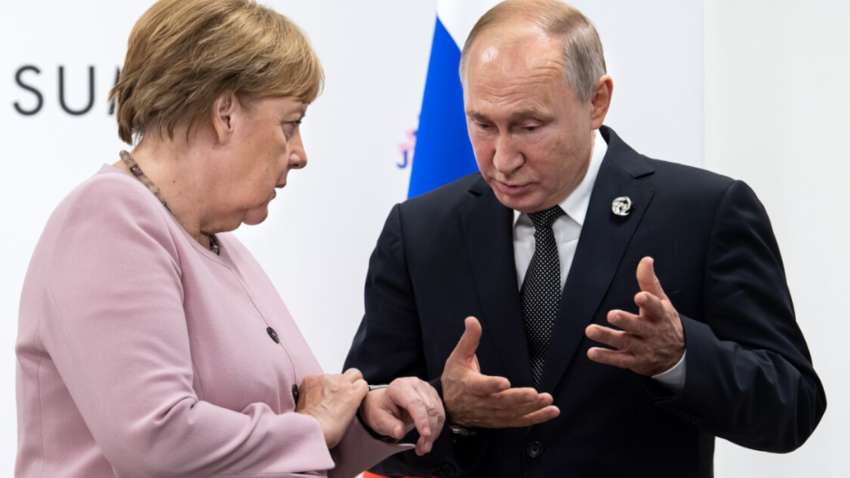 Меркель заявила, що Путін спочатку не хотів нападати на Україну