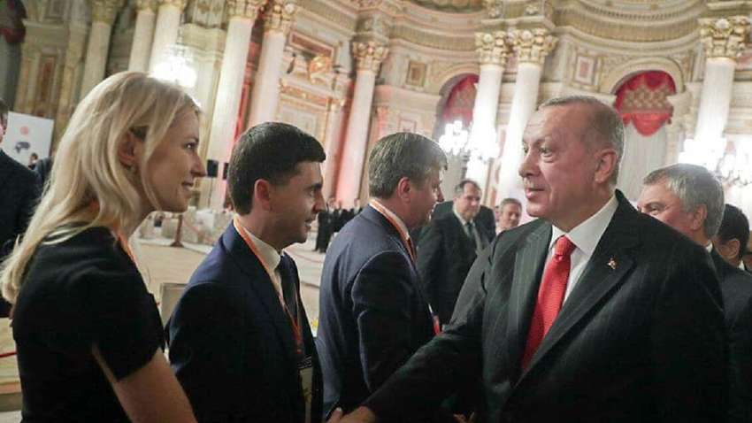 МИД Украины возмущен рукопожатием Эрдогана с Поклонской 