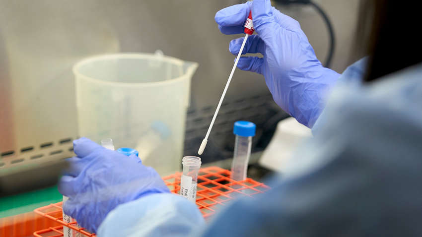 У МОЗ розповіли, куди поділи хворих на коронавірус із затопленої лікарні на Прикарпатті