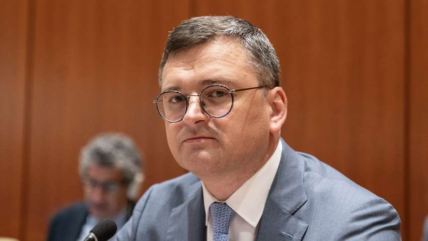 Украина обратилась к Западу после нового российского обстрела украинских городов Украина обратилась к Западу после нового российского обстрела украинских городов