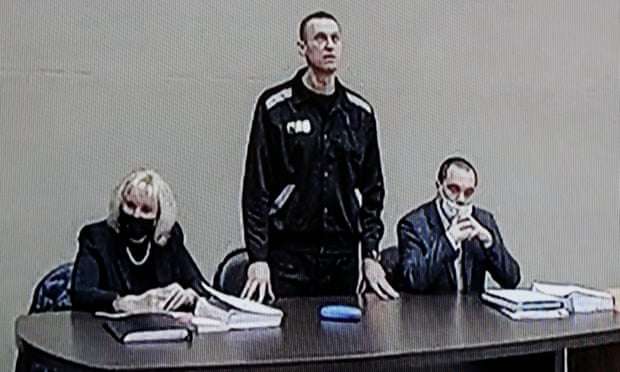 Алексею Навальному грозит еще 15 лет тюрьмы: почему начинают новый судебный процесс Алексею Навальному грозит еще 15 лет тюрьмы: почему начинают новый судебный процесс