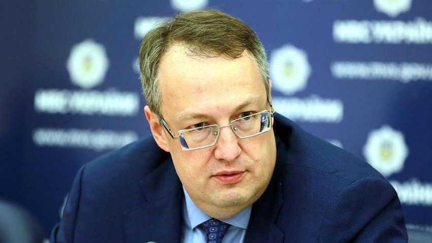 Геращенко націлився на пост глави МВС і вже збирає підтримку в Раді, - джерело Геращенко націлився на пост глави МВС і вже збирає підтримку в Раді, - джерело