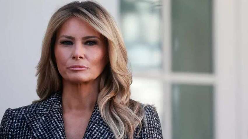 Мелания поразила эффектным платьем с декольте на дне рождения Трампа (ФОТО) Мелания поразила эффектным платьем с декольте на дне рождения Трампа (ФОТО)