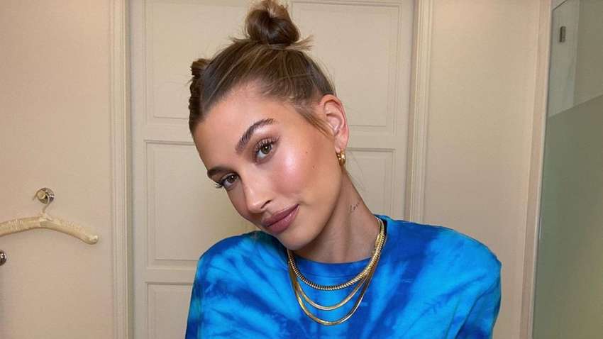 Хейли Бибер сделала новую татуировку в честь супруга