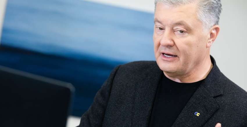 Ареста не произошло: суд избрал меру пресечения Порошенко