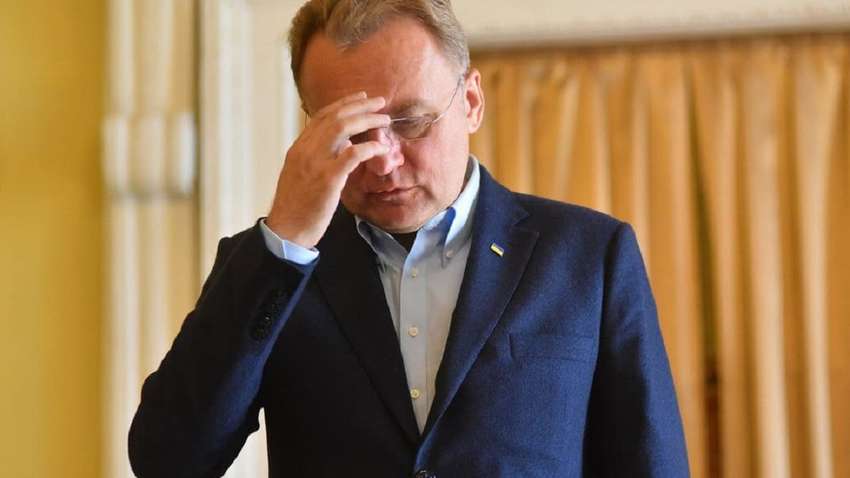 Мэр Львова Садовый раскритиковал, как чтят память Героев в Украине Мэр Львова Садовый раскритиковал, как чтят память Героев в Украине