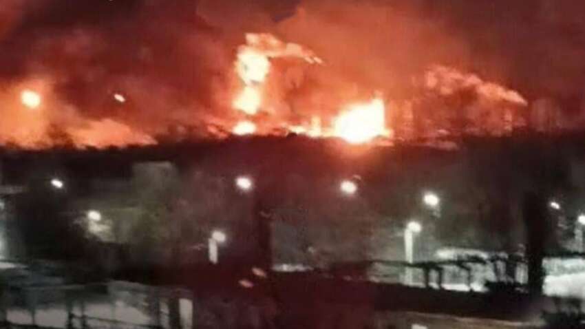 Пять эффектных прилетов: Генштаб подтвердил успешный удар по НПЗ в России (ВИДЕО)