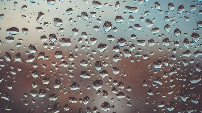 Весеннее потепление до + 8 днем и сильные дожди: в каких регионах испортится погода