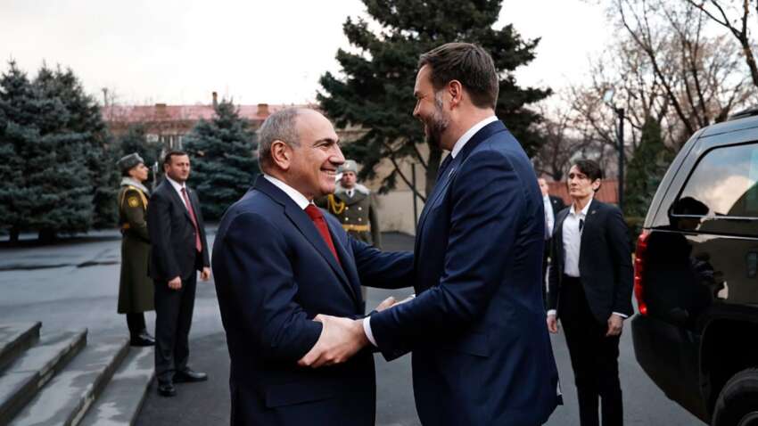 Исторический визит на Кавказ: Джей Ди Вэнс прибыл в Армению, а после посетит Азербайджан