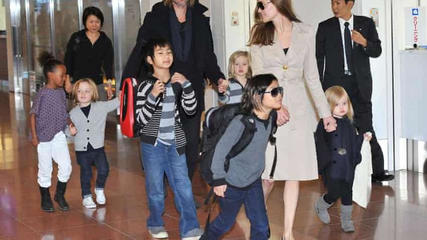 Анджелина Джоли рассказала о страхе за своих детей из-за Брэда Питта