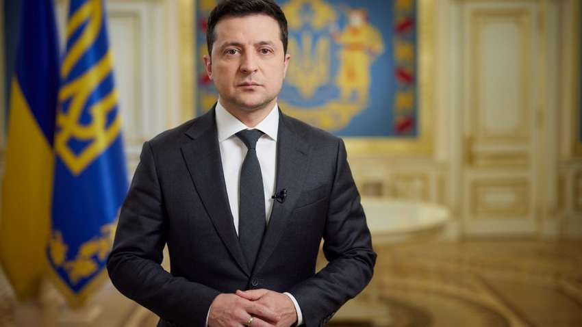 "Вы спали, а в нас летели ракеты": Зеленский обратился к белорусам