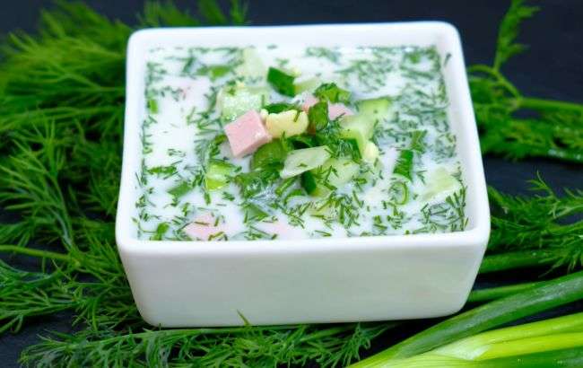 Літній рецепт: українська окрошка на бульйоні для спекотних днів