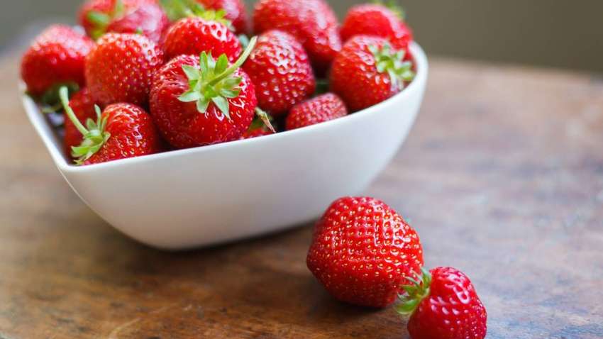Врачи рассказали, кому категорически нельзя есть клубнику и почему