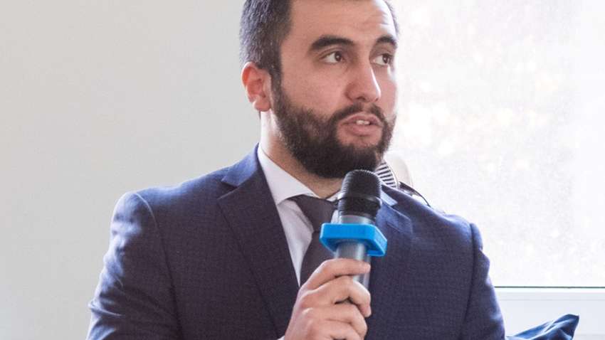 Через провал закупівель відомством Жумаділова 100 тисячам пацієнтів з ВІЛ загрожує зрив лікування, - ЗМІ