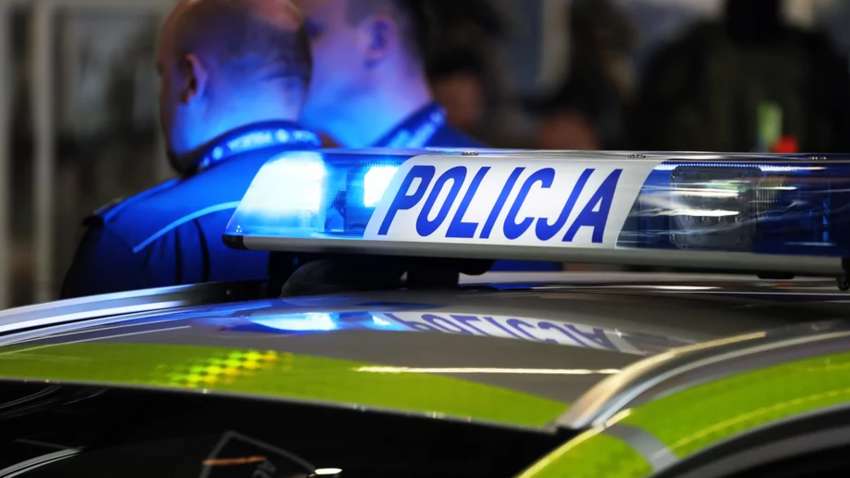 В Польщі зафіксували ще одне падіння невідомого об’єкта: на місце інциденту прибула поліція В Польщі зафіксували ще одне падіння невідомого об’єкта: на місце інциденту прибула поліція