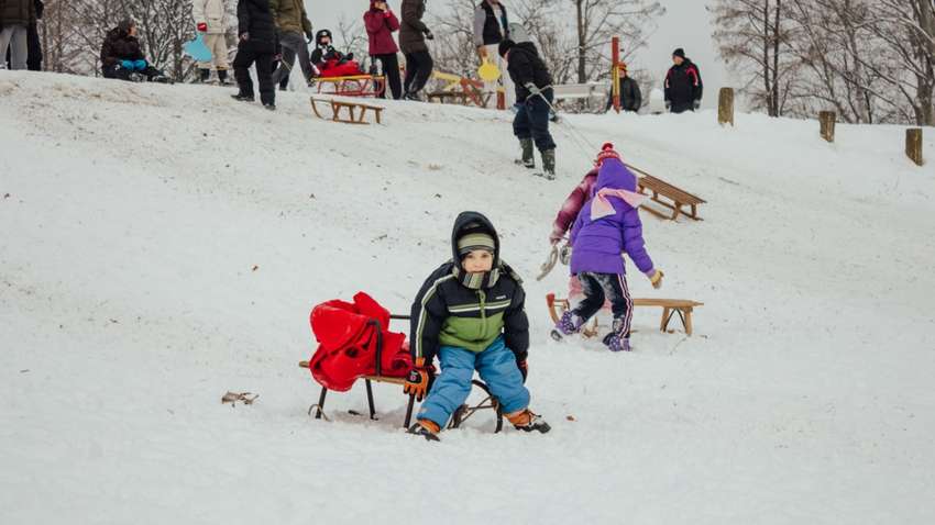Синоптик рассказал, когда в Украине будет снег и мороз