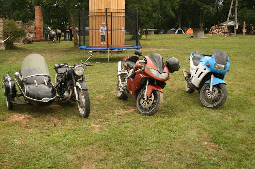 У Фінляндії можна побачити незвичайний мотоцикл з деталей від Mercedes-Benz