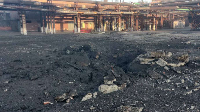 Оккупанты уже на территории Авдеевского коксохима: в ВСУ прокомментировали информацию Оккупанты уже на территории Авдеевского коксохима: в ВСУ прокомментировали информацию