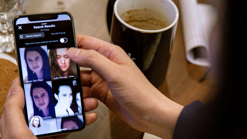 Twitter забороняє AI-компаніям брати фотографії з соціальної мережі