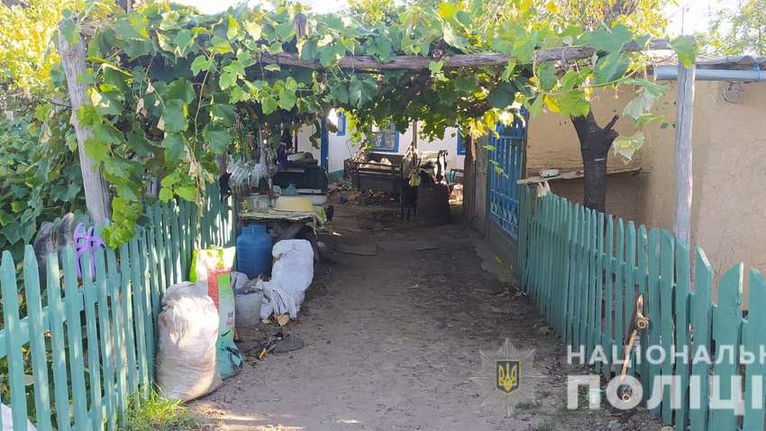 Душив і поїв алкоголем: біля Вінниці затримали чоловіка, який напав та хотів згвалтувати 11-річну дівчинку (ФОТО) Душив і поїв алкоголем: біля Вінниці затримали чоловіка, який напав та хотів згвалтувати 11-річну дівчинку (ФОТО)