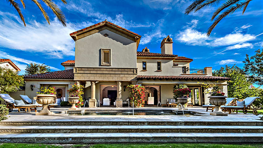 Сильвестр Сталлоне продає свій особняк за збитковою ціною