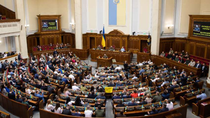 "Немає слів": у Верховній Раді відібрало мову через нове рішення Кабміну