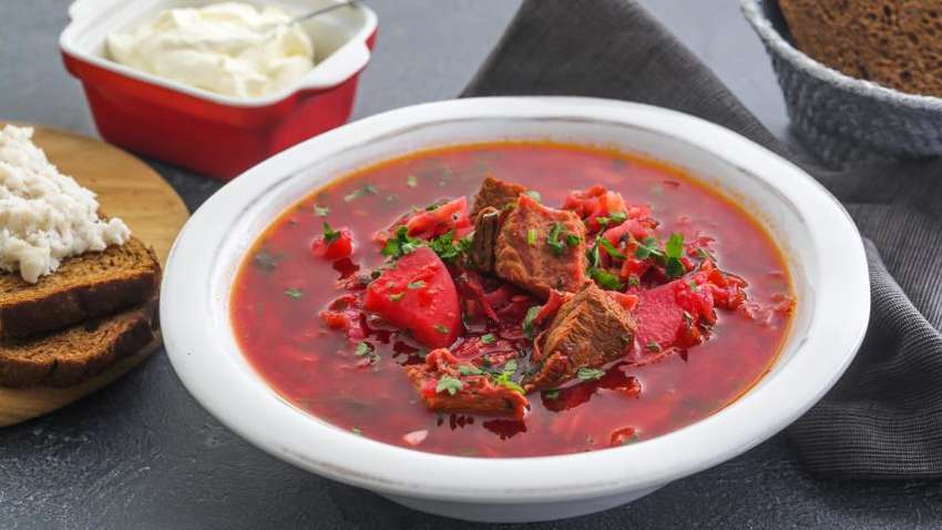 Американский телеканал включил украинский борщ в одно из самых вкусных первых блюд мира Американский телеканал включил украинский борщ в одно из самых вкусных первых блюд мира