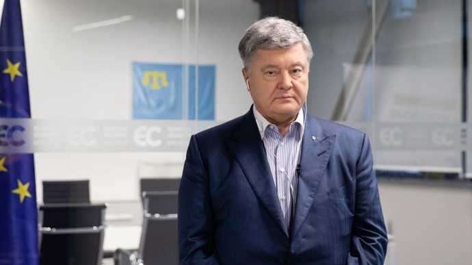 ЗМІ: Порошенко нібито дав своїм депутатам поради, як їм організувати «літні канікули» 