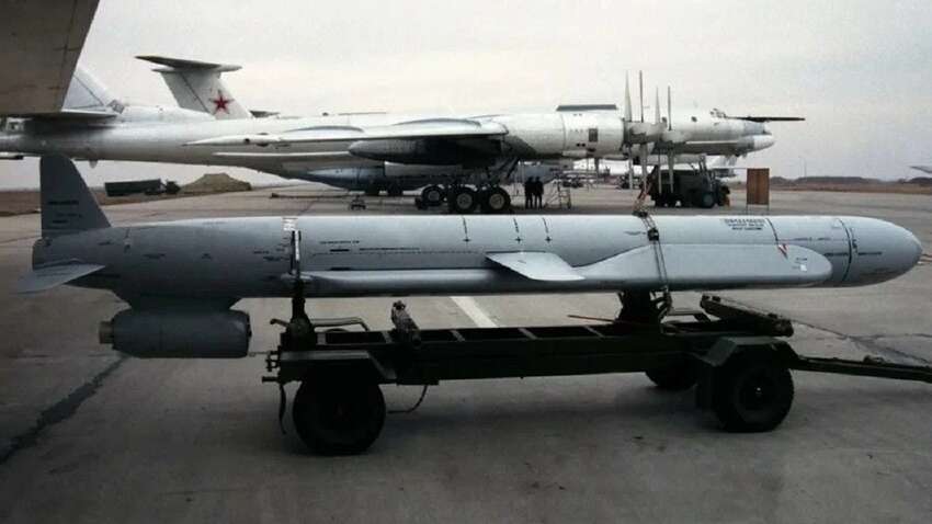 РФ может ударить ядерной боеголовкой в любой момент: что стало известно разведке США РФ может ударить ядерной боеголовкой в любой момент: что стало известно разведке США