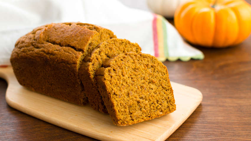 Необычный тыквенный хлеб: популярный кулинар поделилась рецептом