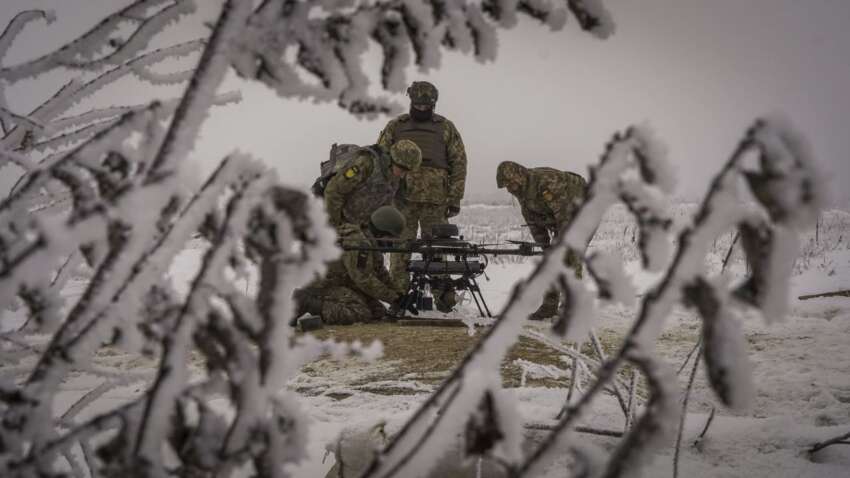 Выглядит интересно: чем россияне пытаются заменить Starlink к FPV дронам
