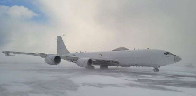 Навіщо США перекинули до Ісландії літак «судного дня»