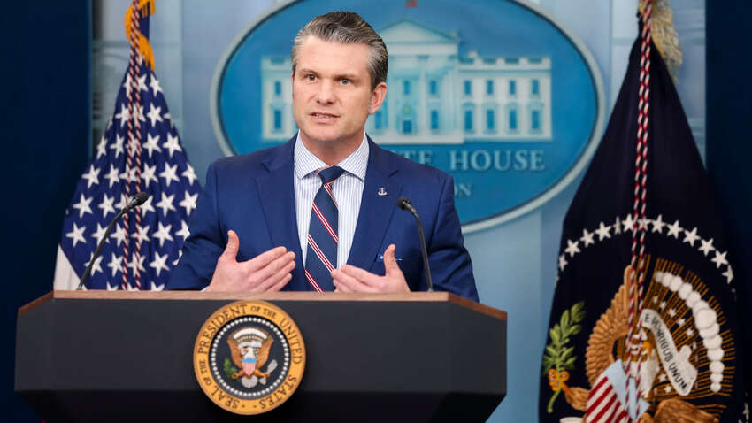 Згортання демократії у США: Пентагон відправить у відставку генералів за критику Трампа Згортання демократії у США: Пентагон відправить у відставку генералів за критику Трампа