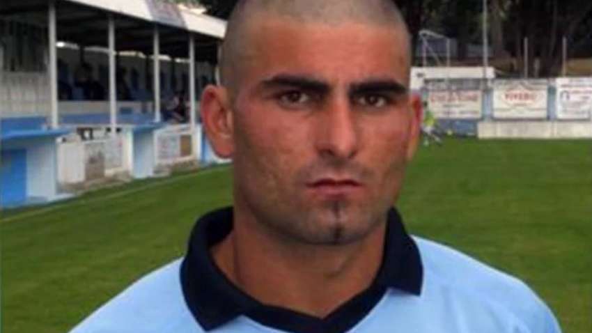 Іспанський футболіст помер у ванні: смерть спричинив смартфон, що заряжався Іспанський футболіст помер у ванні: смерть спричинив смартфон, що заряжався