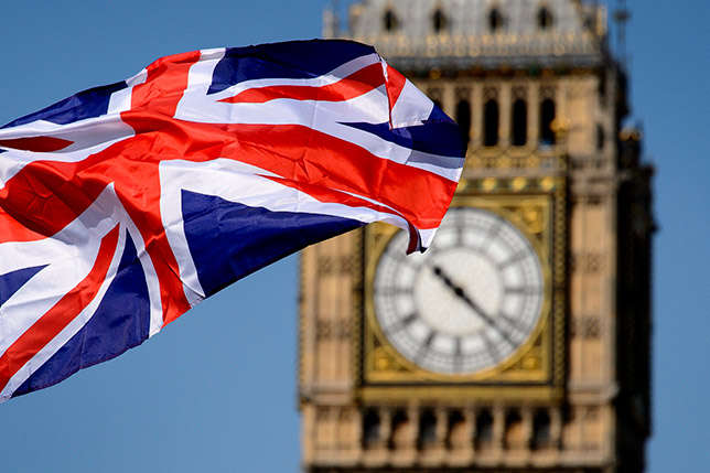 Мутация СOVID: Франция запретила въезд из Британии всеми видами транспорта