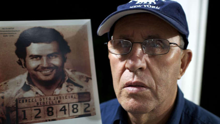 Брат відомого наркобарона подав в суд на Apple