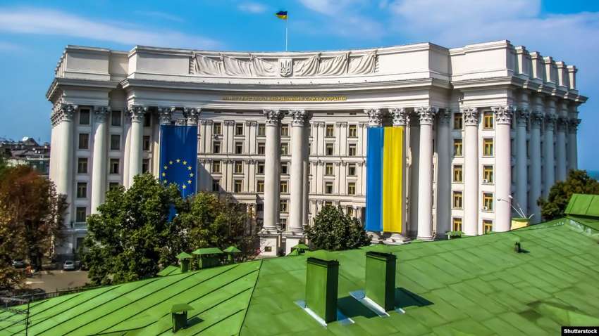 У МЗС розкритикували "цинічний" візит прем'єра РФ до Севастополя