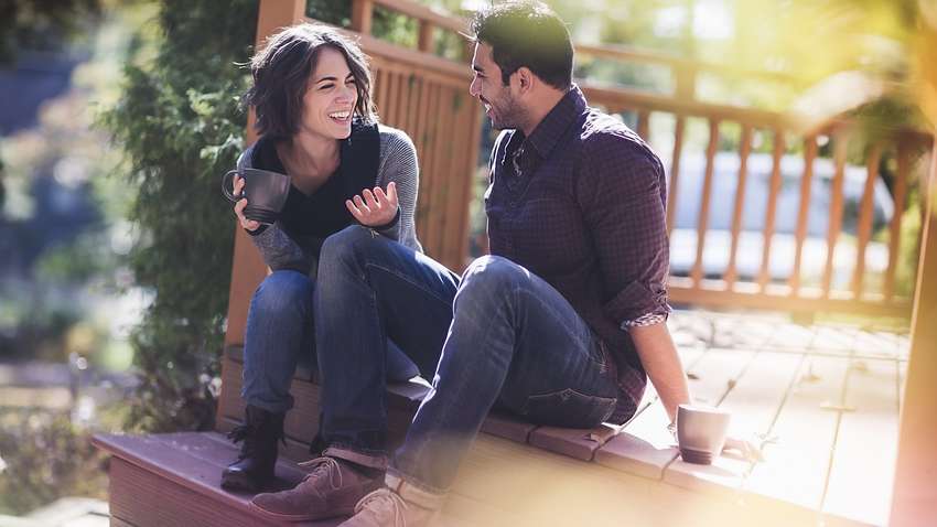 Як правильно говорити з дівчиною після знайомства: поради хлопцям Як правильно говорити з дівчиною після знайомства: поради хлопцям